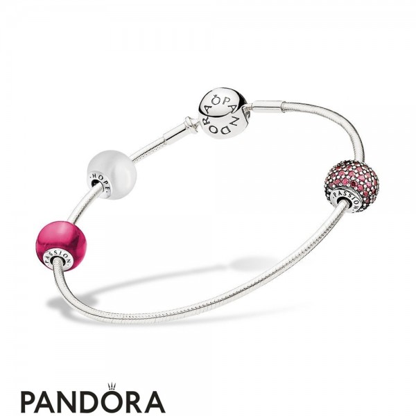 Women's Pandora Essence All About Passion Gift Set